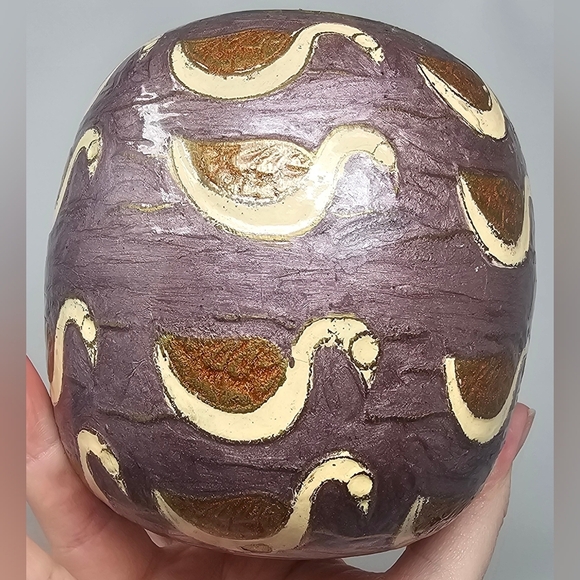 Vintage Brass & Enamel Cloisonne Handpaint Swan Vase Made in India 5" Tall - Picture 3 of 13